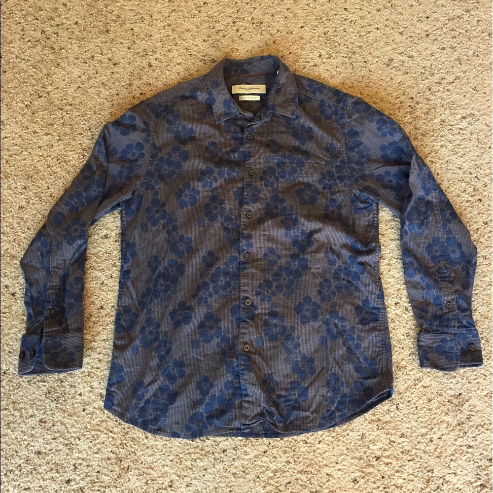 ❌SOLD❌ Tommy Bahama Island Modern Fit Hawaiian