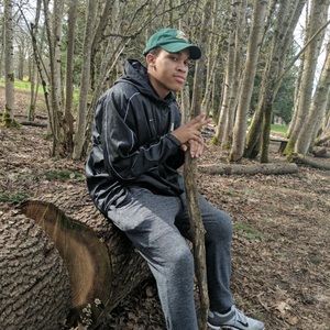 Meet your Posher, Devante