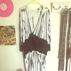 Tie dye high low long sleeve shirt