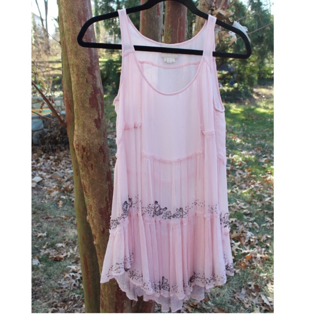 ✨Rare✨Anthro Vanessa Virginia Beaded Tunic Tank
