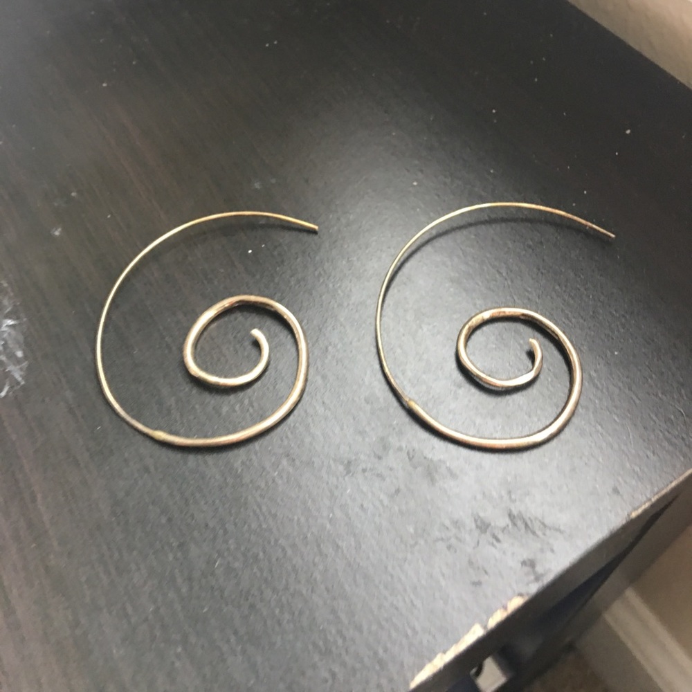 Gold spiral earrings