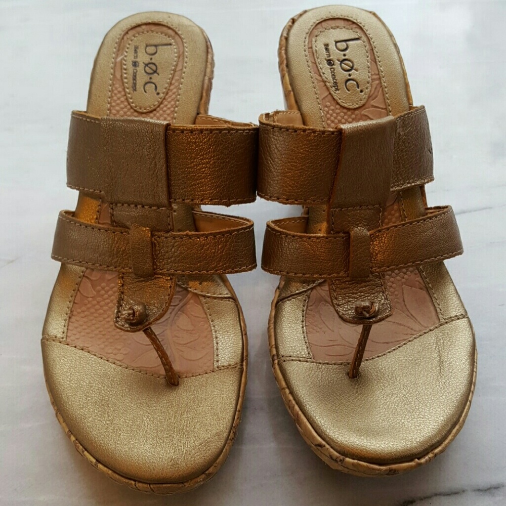 B.o.c platform sandal