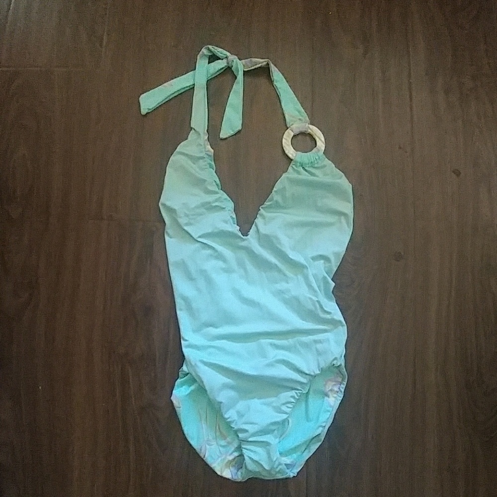 Reversible swim suit