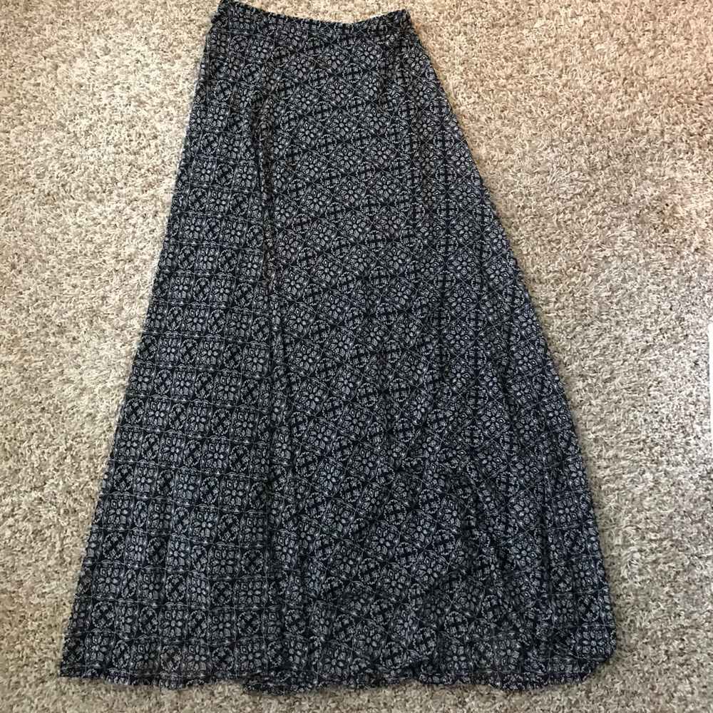 Black and White Patterned Maxi Skirt