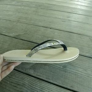 Flip flops