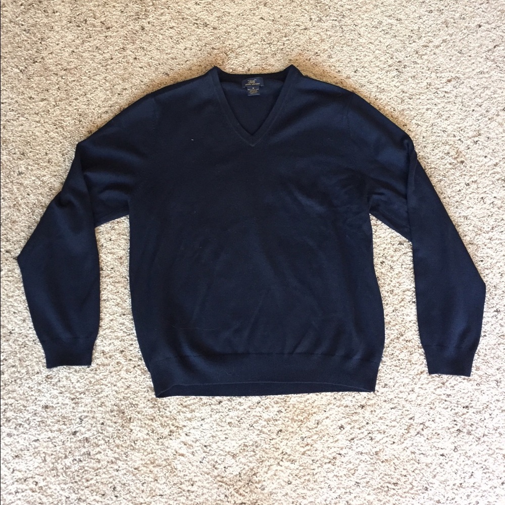 ❌SOLD❌ Brooks Brothers 346 Wool Navy knit v neck