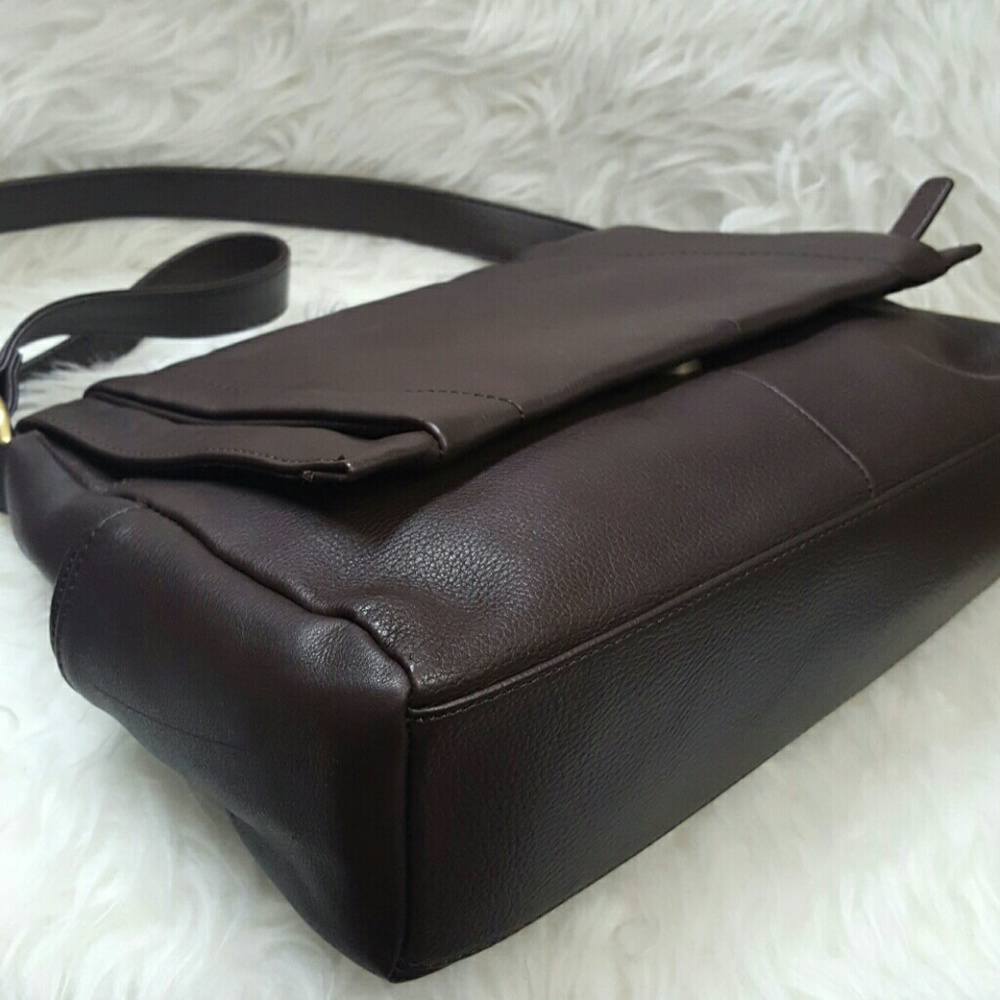 Rolfs Genuine Leather Shoulder Bag - Picture 3 of 9