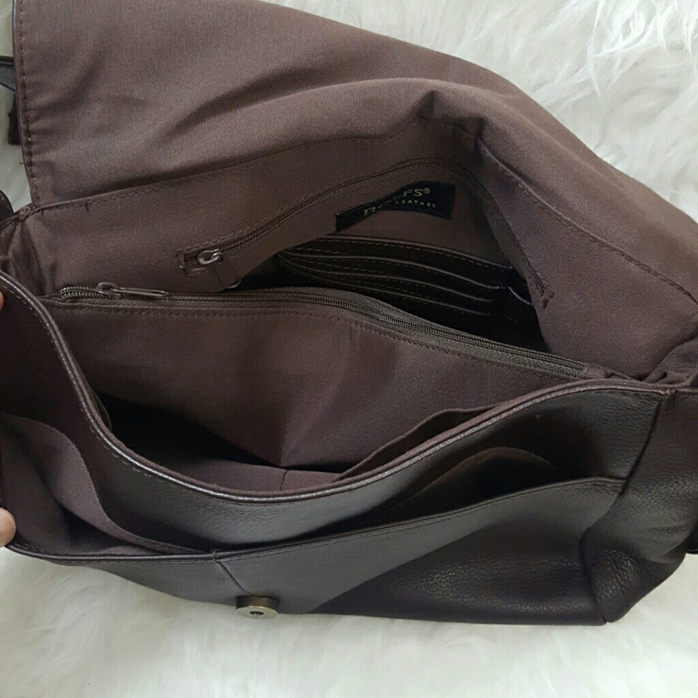 Rolfs Genuine Leather Shoulder Bag - Picture 8 of 9