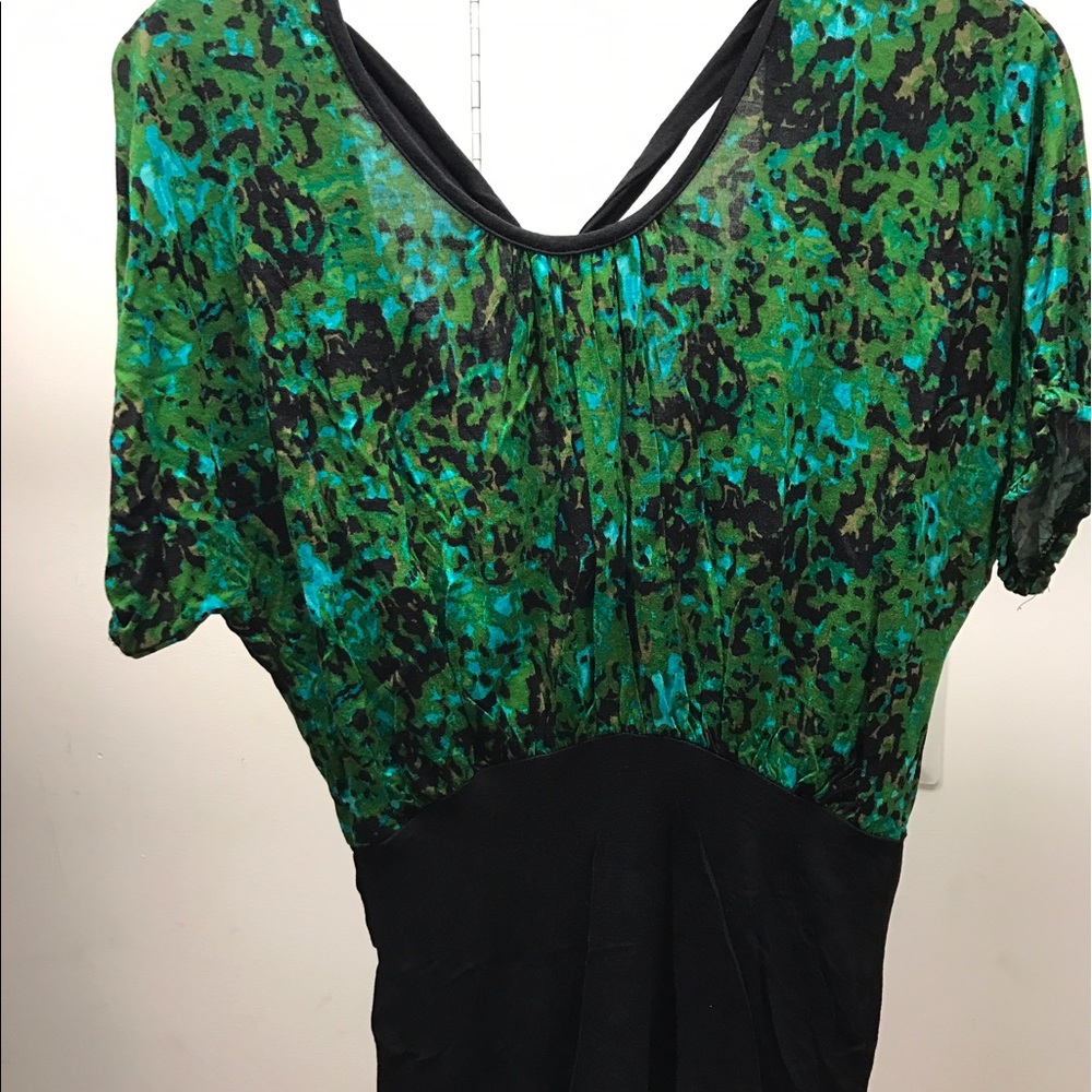 Rue 21 Top