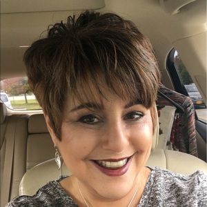 Meet your Posher, Brenda