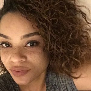 Meet your Posher, Raven