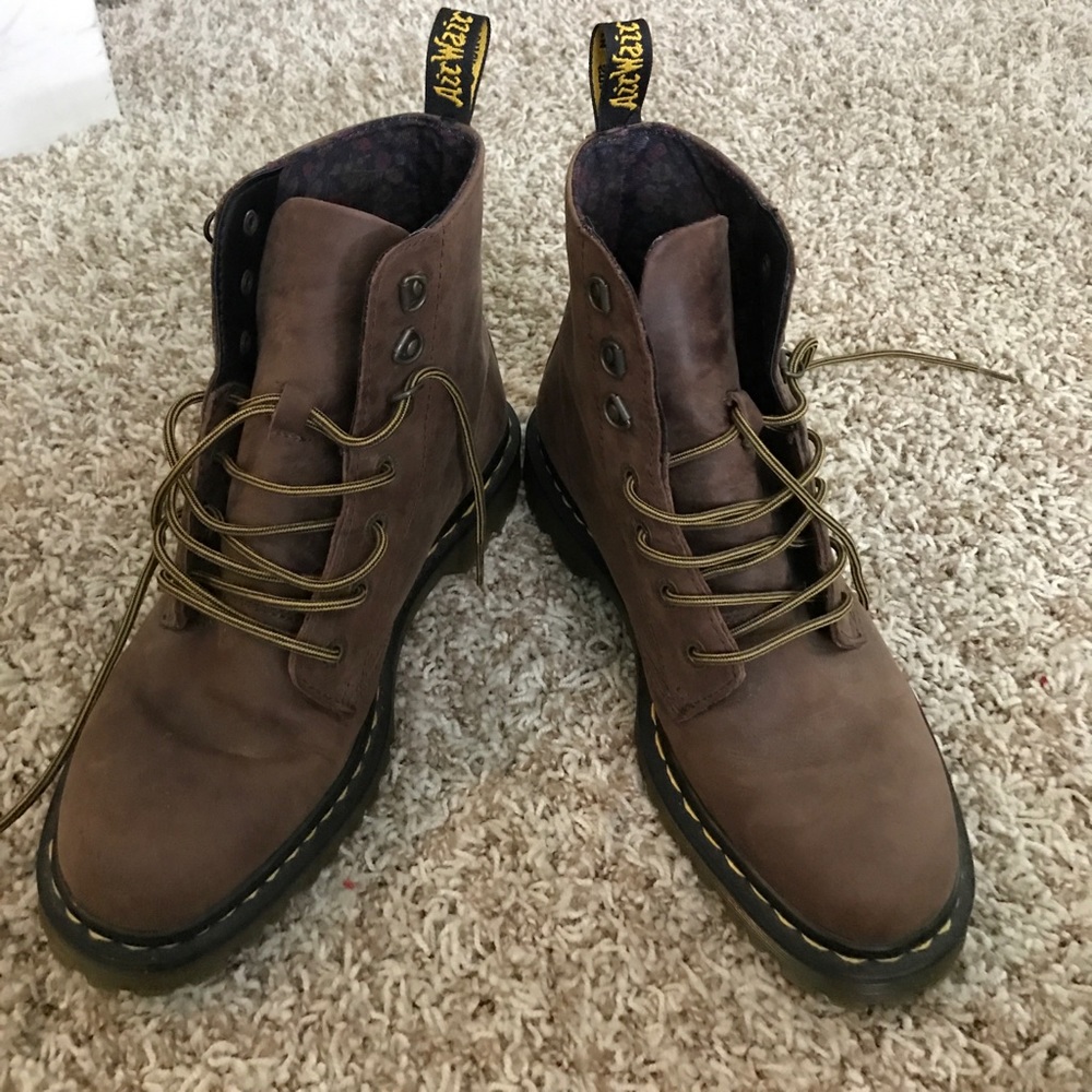 Luana Dr. Martens worn brown