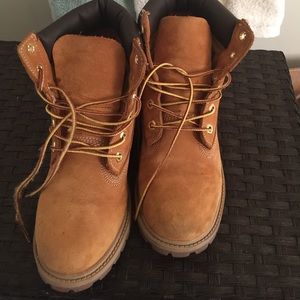 🚨🚨SALE kids Tims🚨🚨