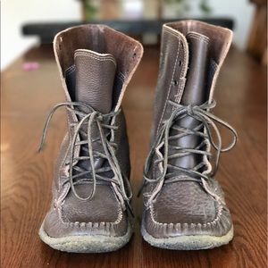 Laurentian Chief Brown Leather Moccasins Boots