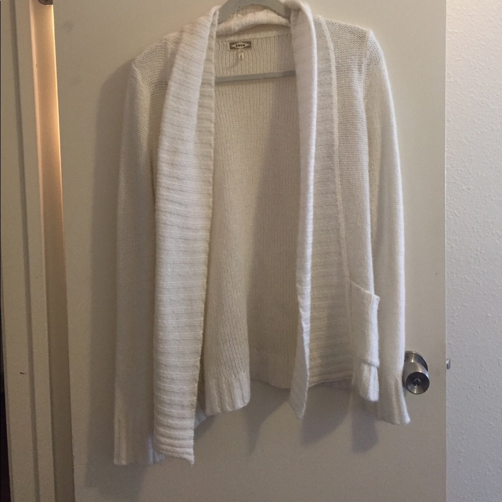 Cardigan sweater