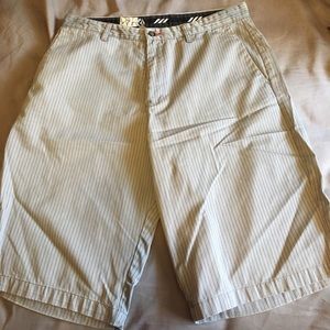 Volcom walking shorts/old navy XL shirt