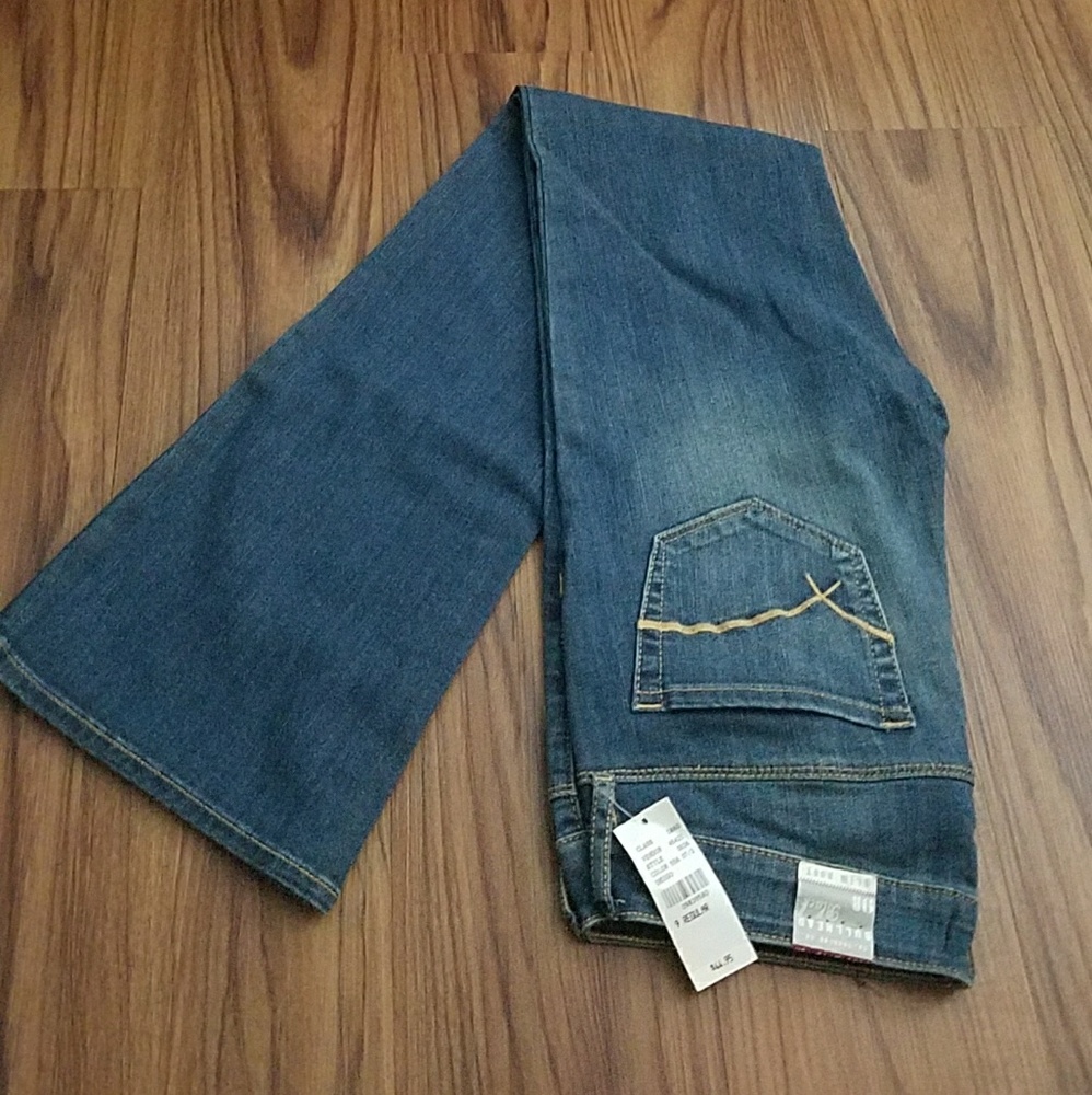 Pacsun Bullhead bootcut jeans 9R