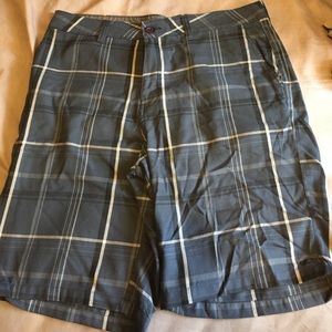 O'Neill walking shorts
