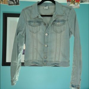 H&M light wash denim jacket
