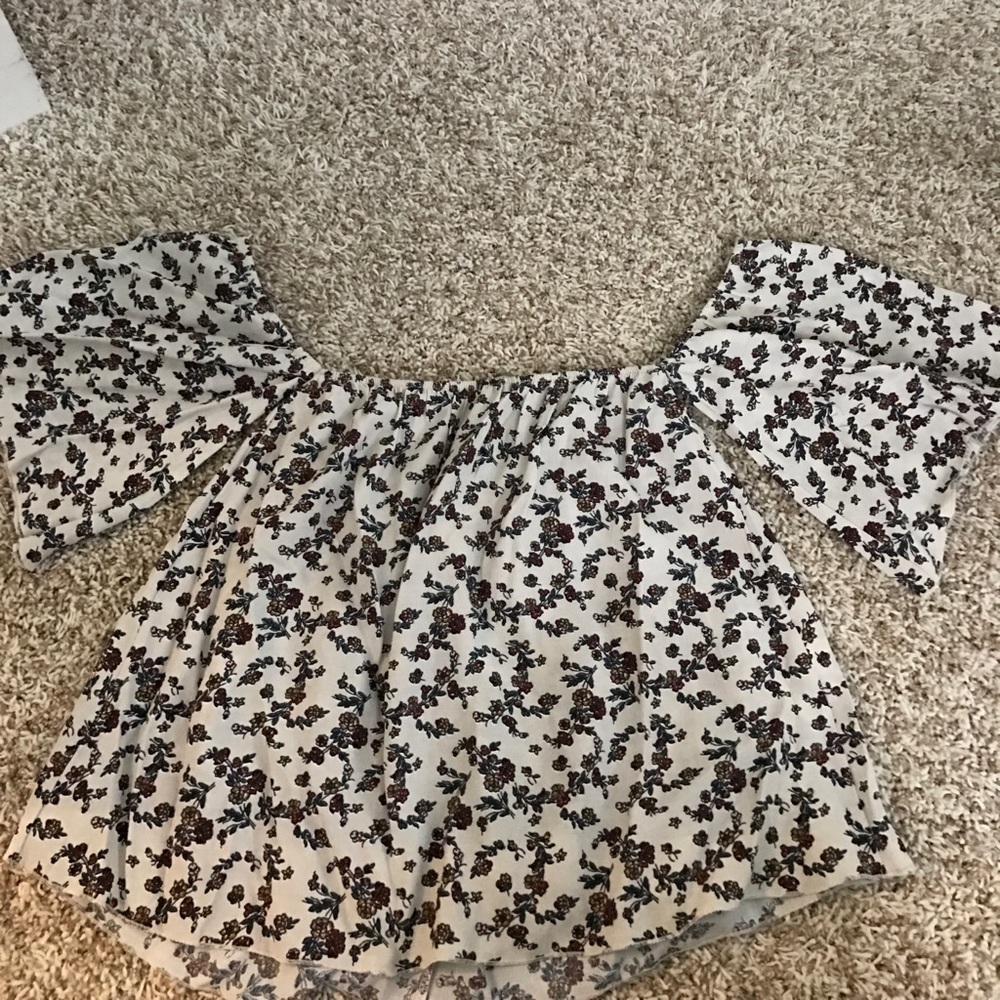 Off Shoulder Floral Shirt