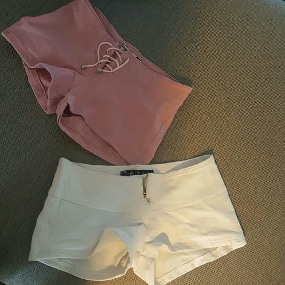 Shorts - Picture 3 of 3