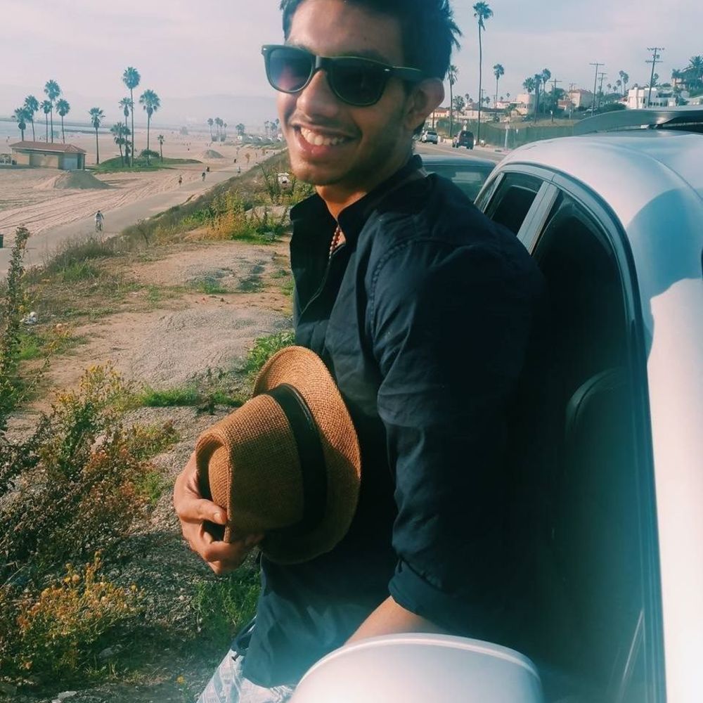 Meet your Posher, Arshaq