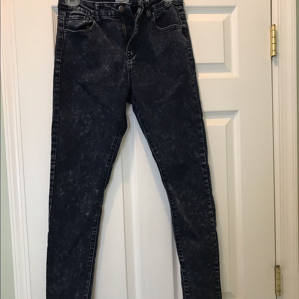 Color washed jeggings