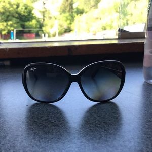 Black Maui Jim women's sunglasses