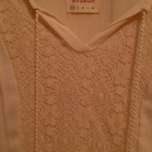 Dress - Picture 4 of 4