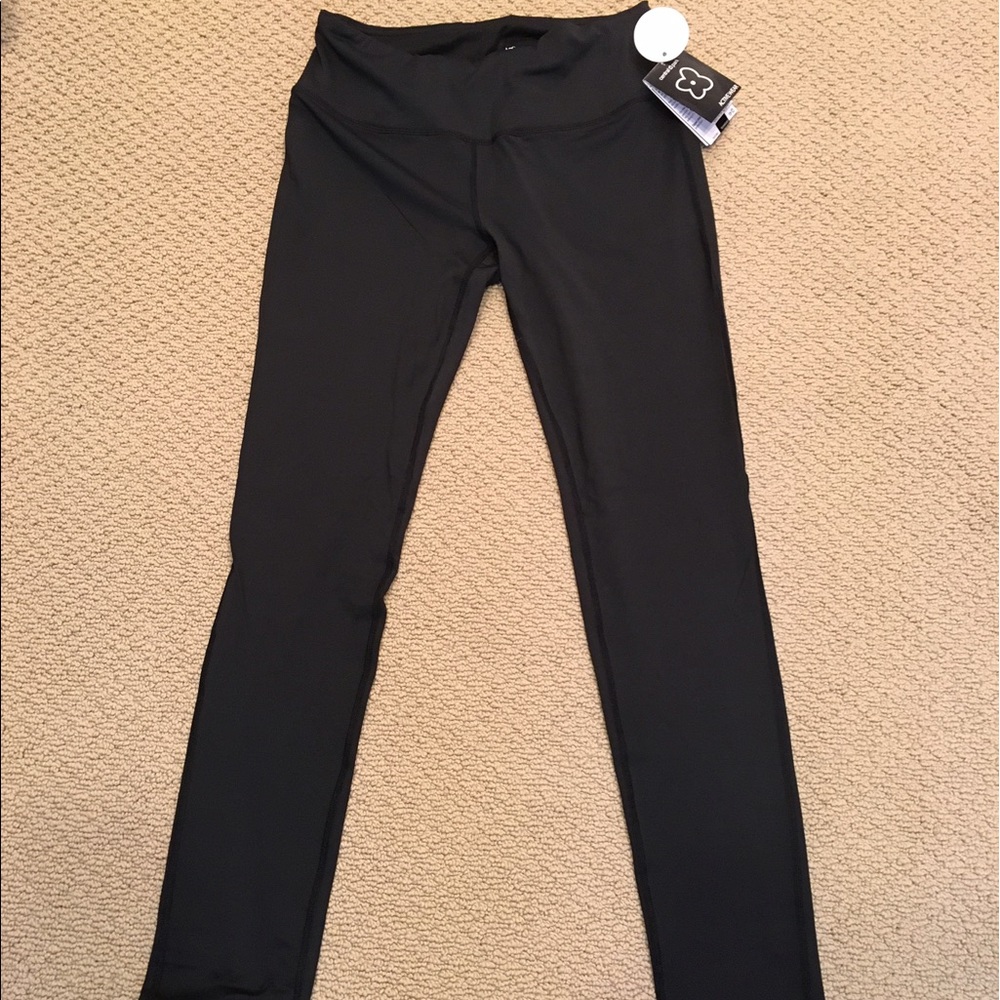 Brand new Central Park black leggings