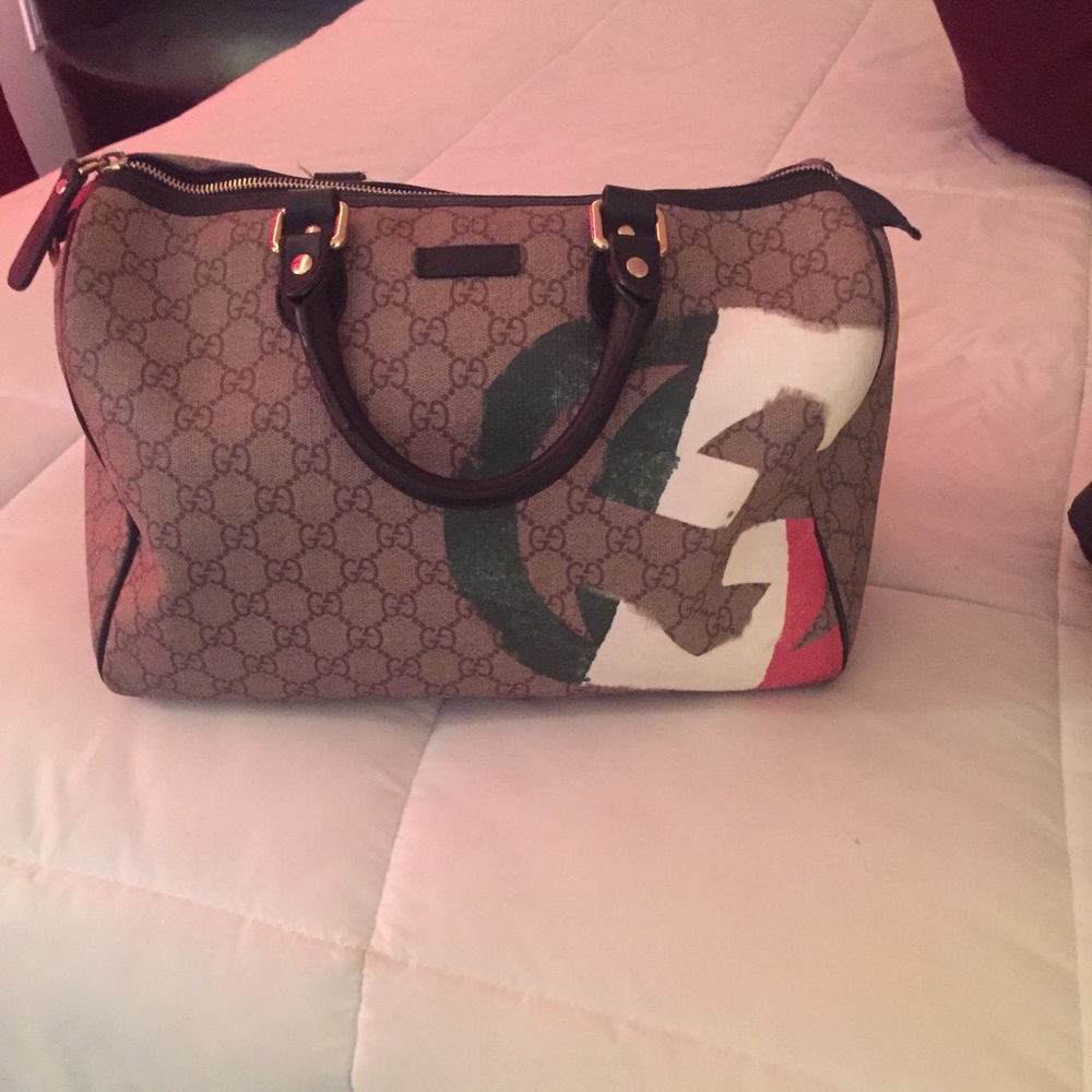SOLD!!!!Authentic Gucci Boston bag