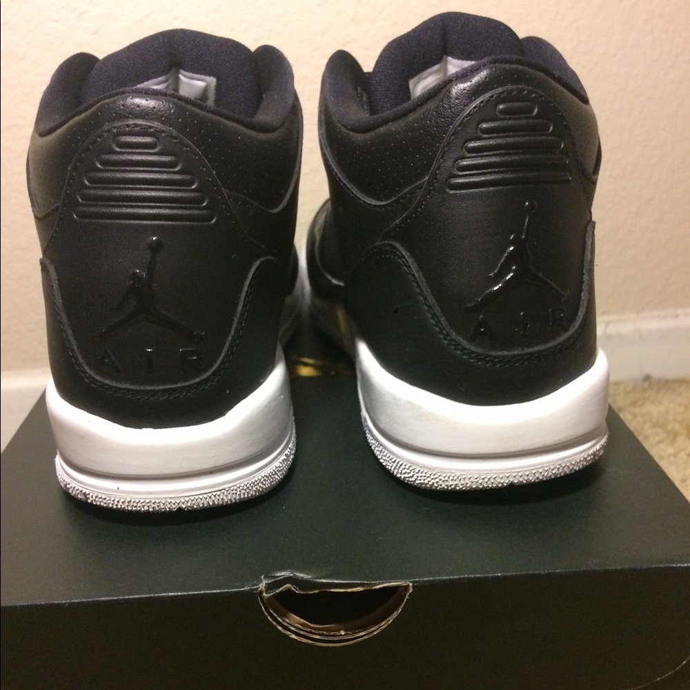 Jordan retro 3s cyber monday