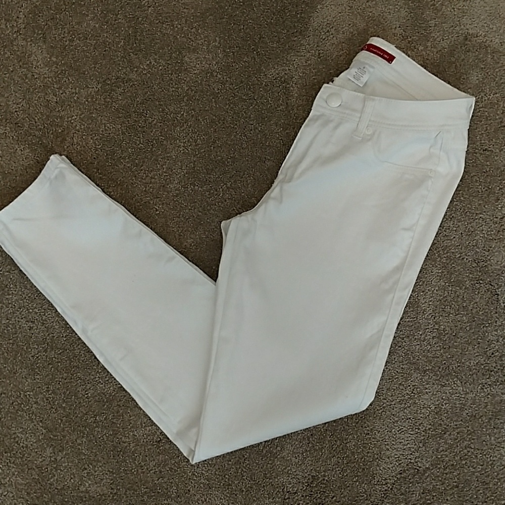 Ivory Lux Skinny Jeans