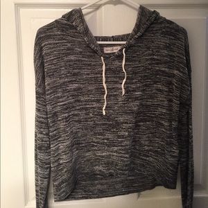 A&F cropped hoodie