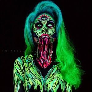 Meet your Posher, Gregory