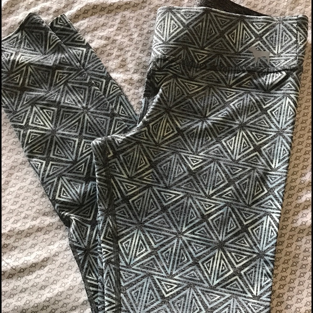 VS PINK YOGA LEGGINGS M