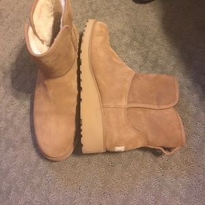 Ugg Kristin slim boots