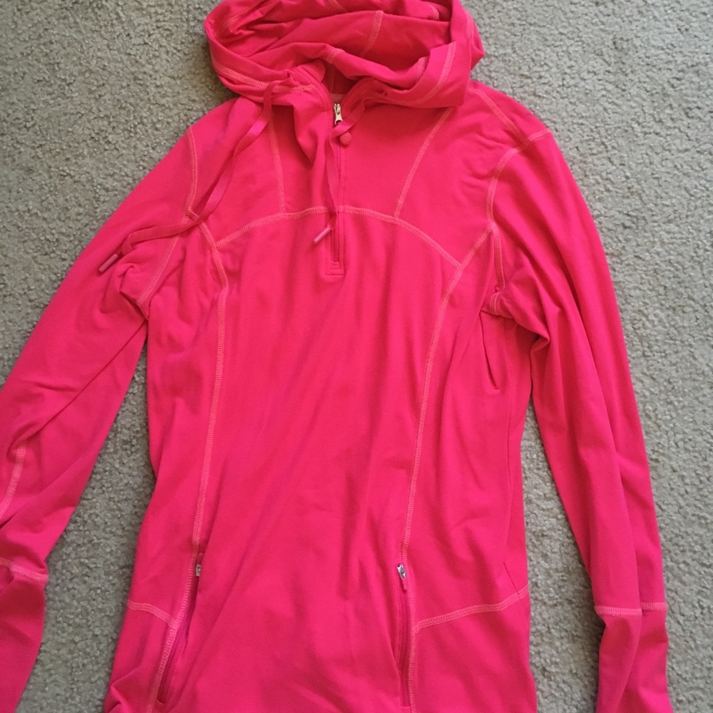 Half zip active wear