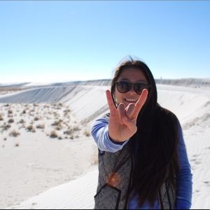 Meet your Posher, Jasmin