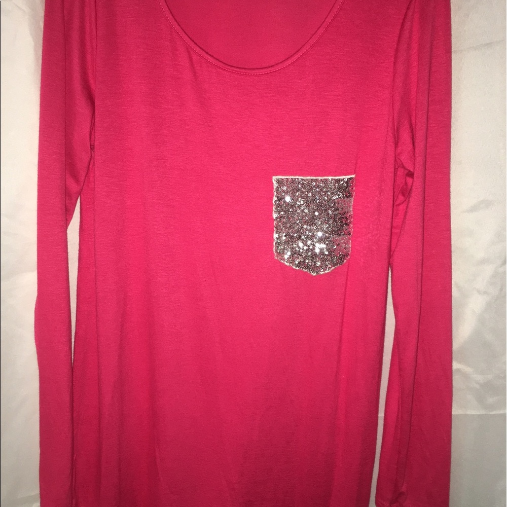 Women's fuschia long sleeved Tunic/sequin pocket!