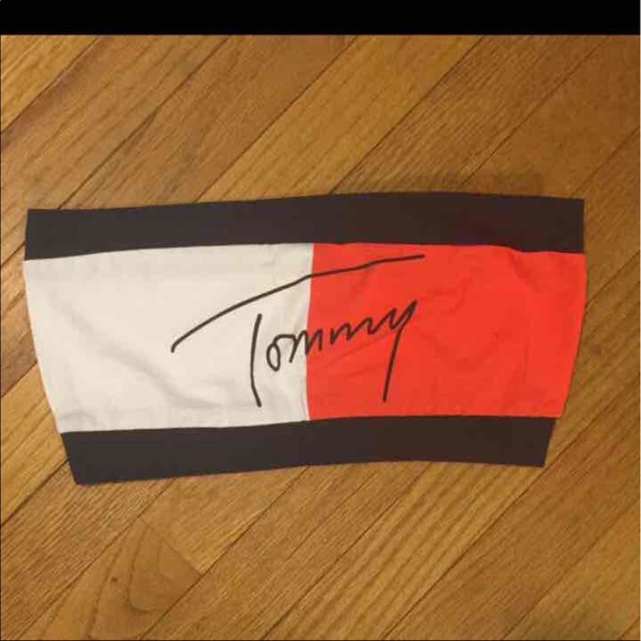 90's Style Tommy bandue top - Picture 2 of 3