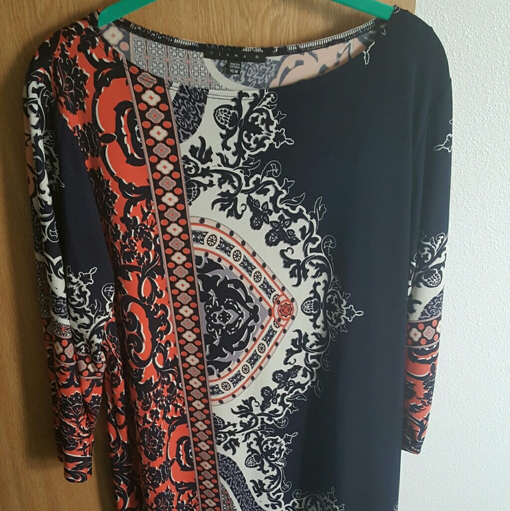 Tiana B. Shift dress size 16W