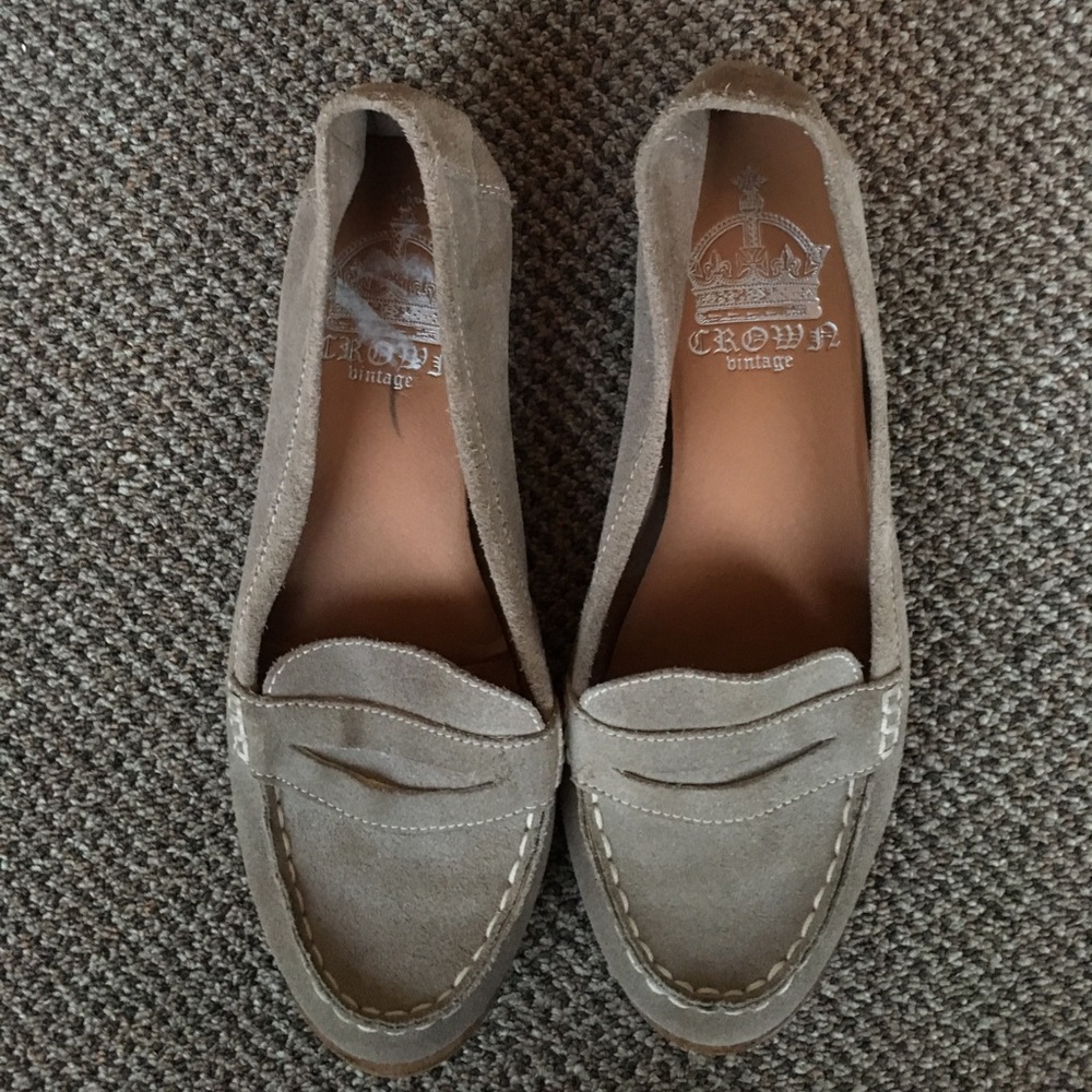 Crown vintage loafer size 8.5