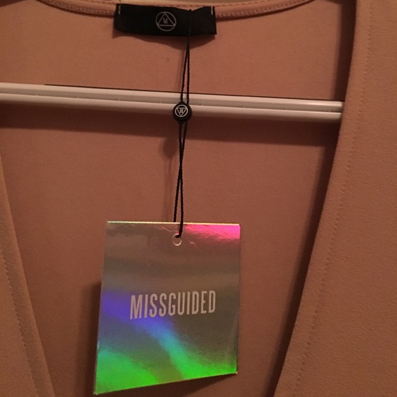 Dress - Picture 3 of 4