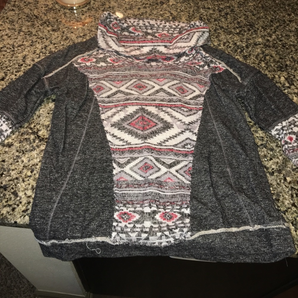 Maurice's sweater