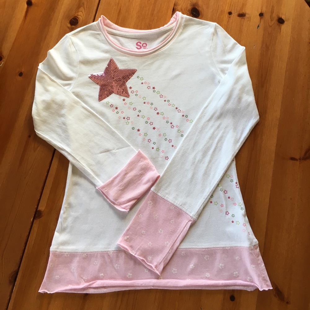 Girls light pink springy top perfect for spring