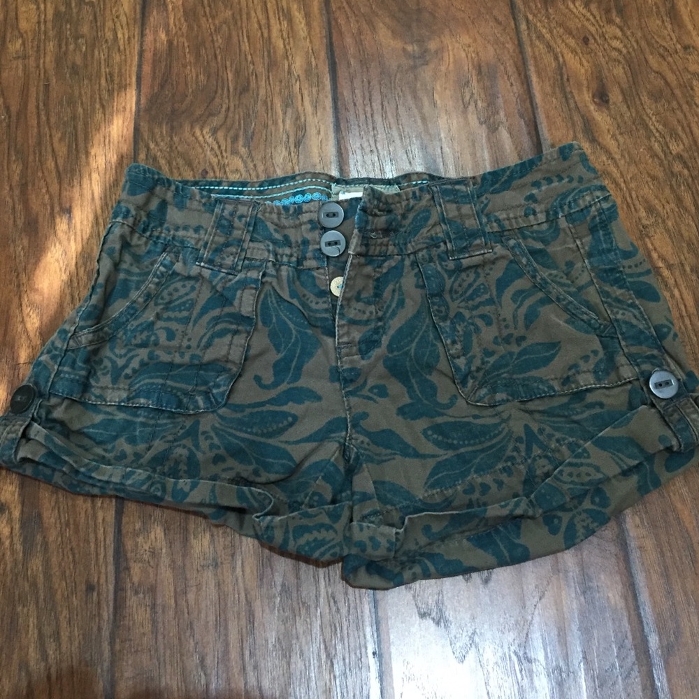 American eagle printed shorts
