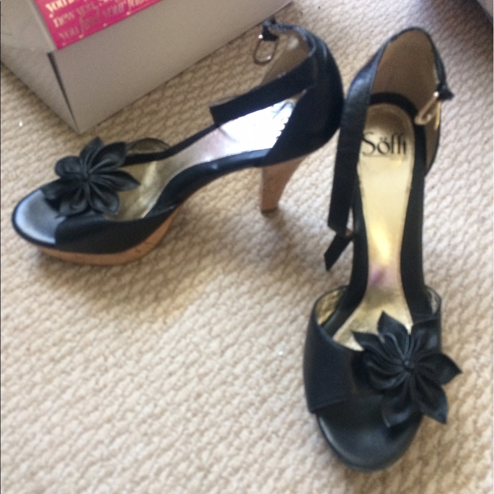 Women's Black Heels