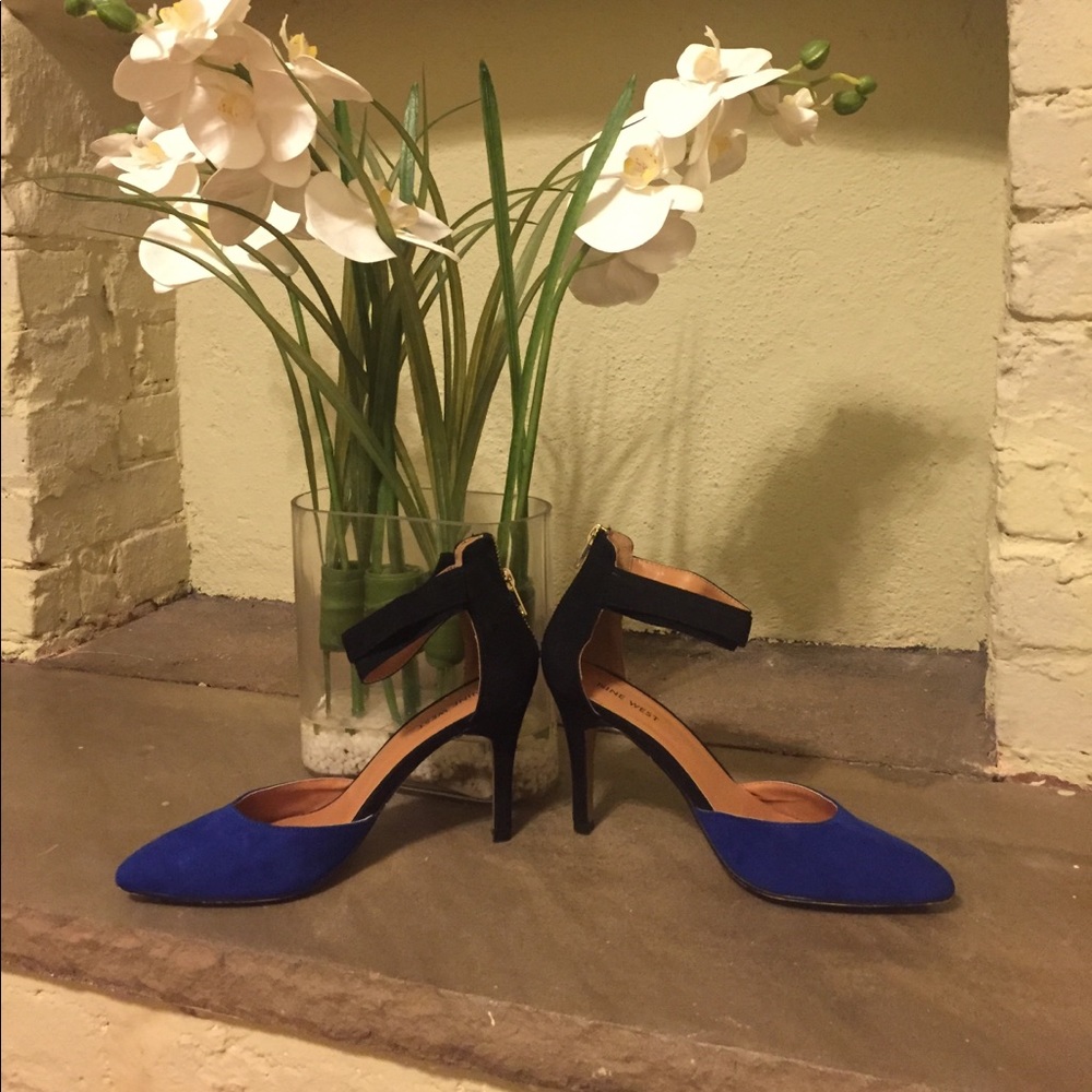 High heel shoes