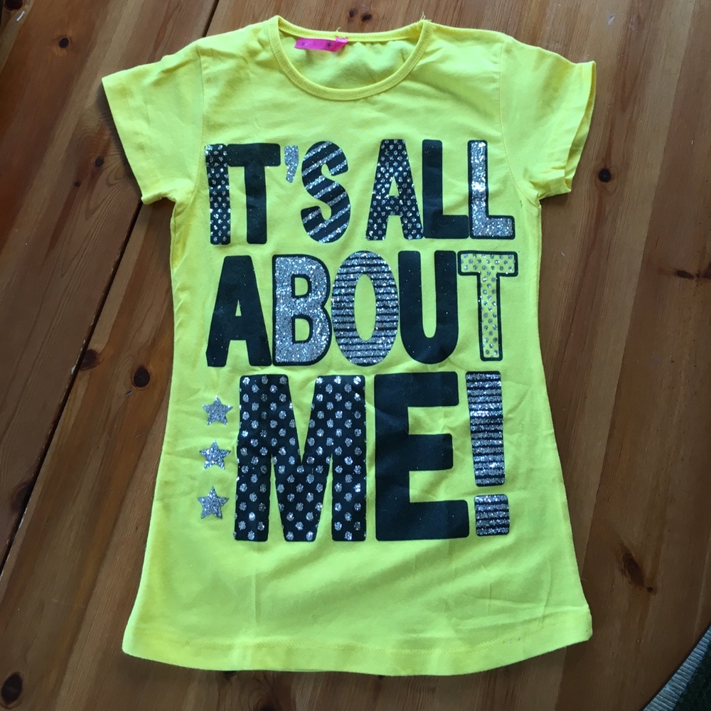 Girls fun top